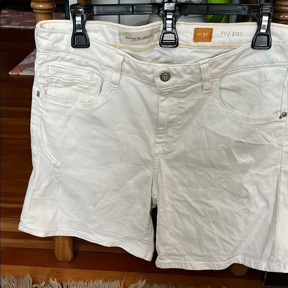 White Jean Shorts Crisp Summer Style